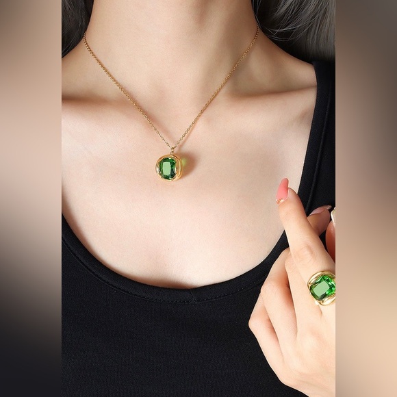 18K Gold Plated Swarovski Crystal Necklace*Green Emerald Necklace*CZ*ML - Picture 5 of 5